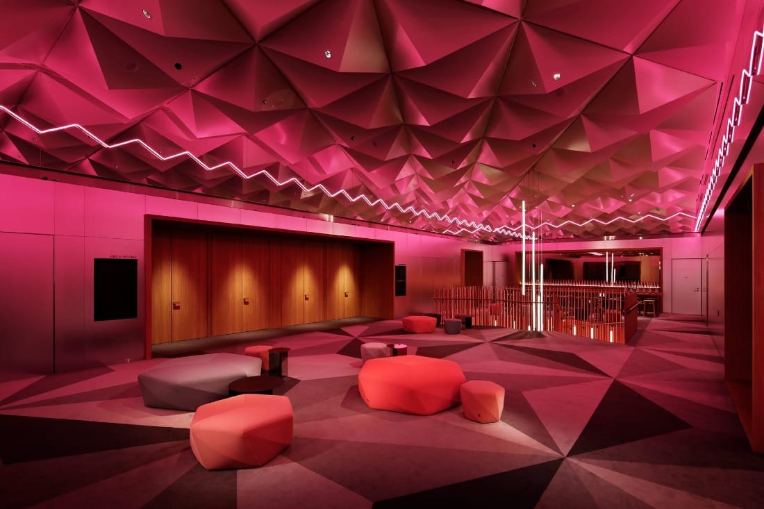 W Osaka par Concrete | Pop et minimalisme japonais