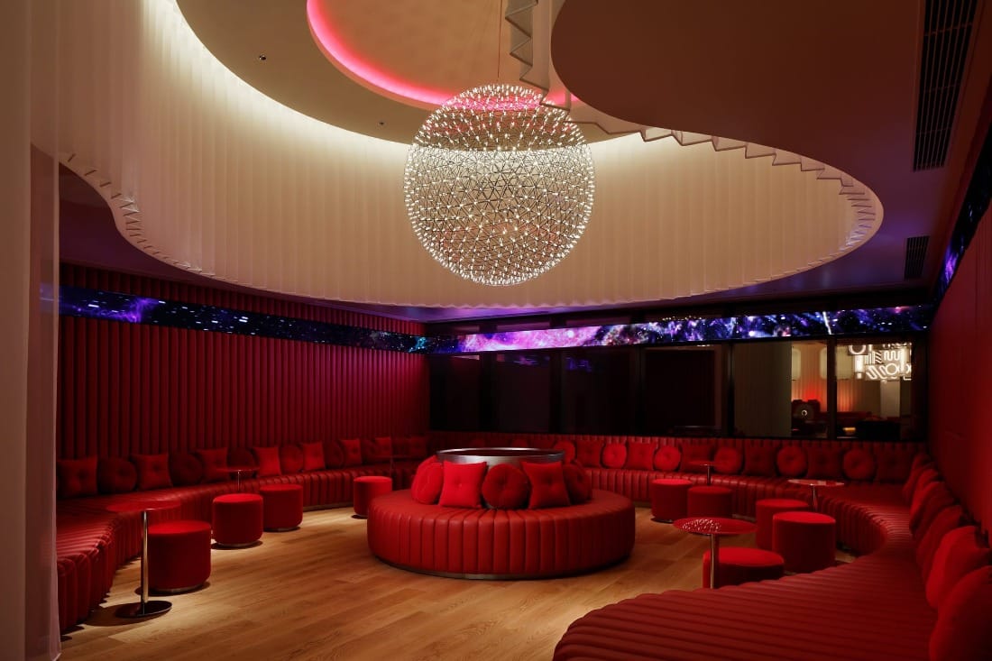 W Osaka par Concrete | Pop et minimalisme japonais