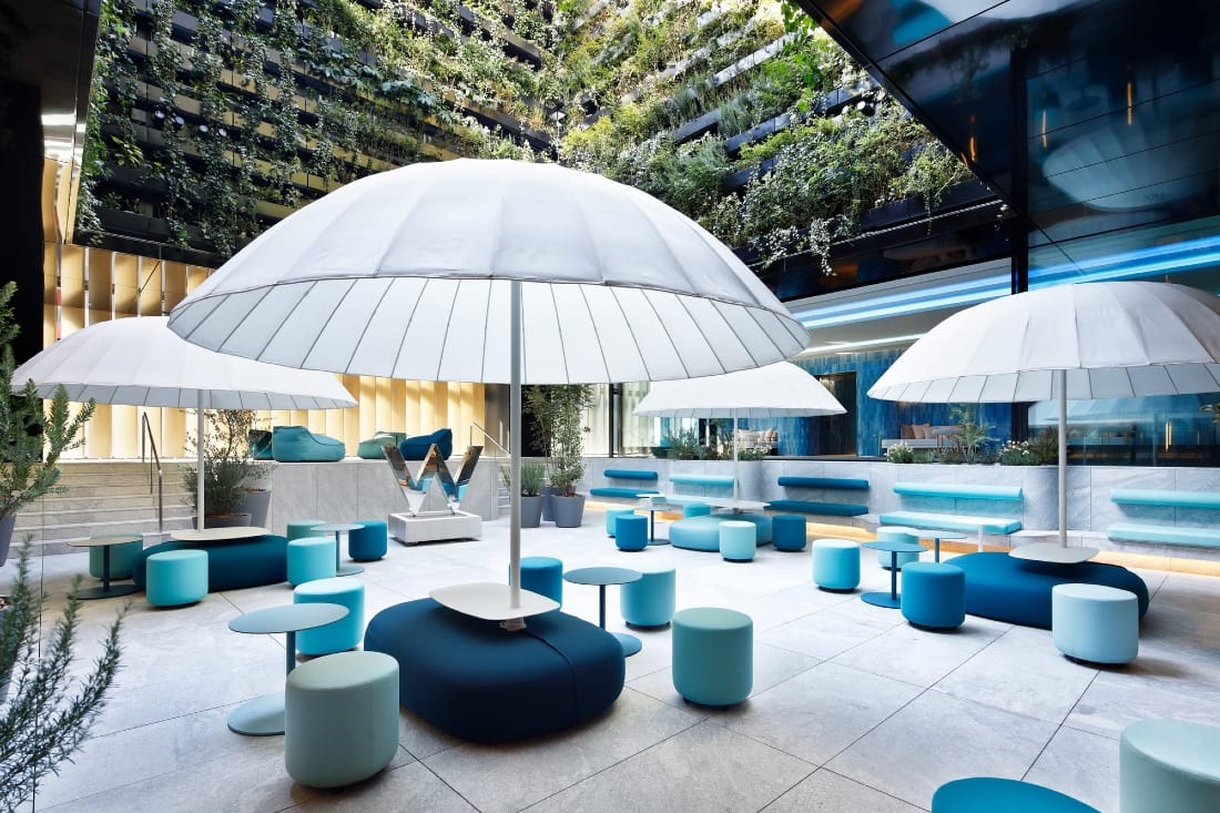 W Osaka par Concrete | Pop et minimalisme japonais