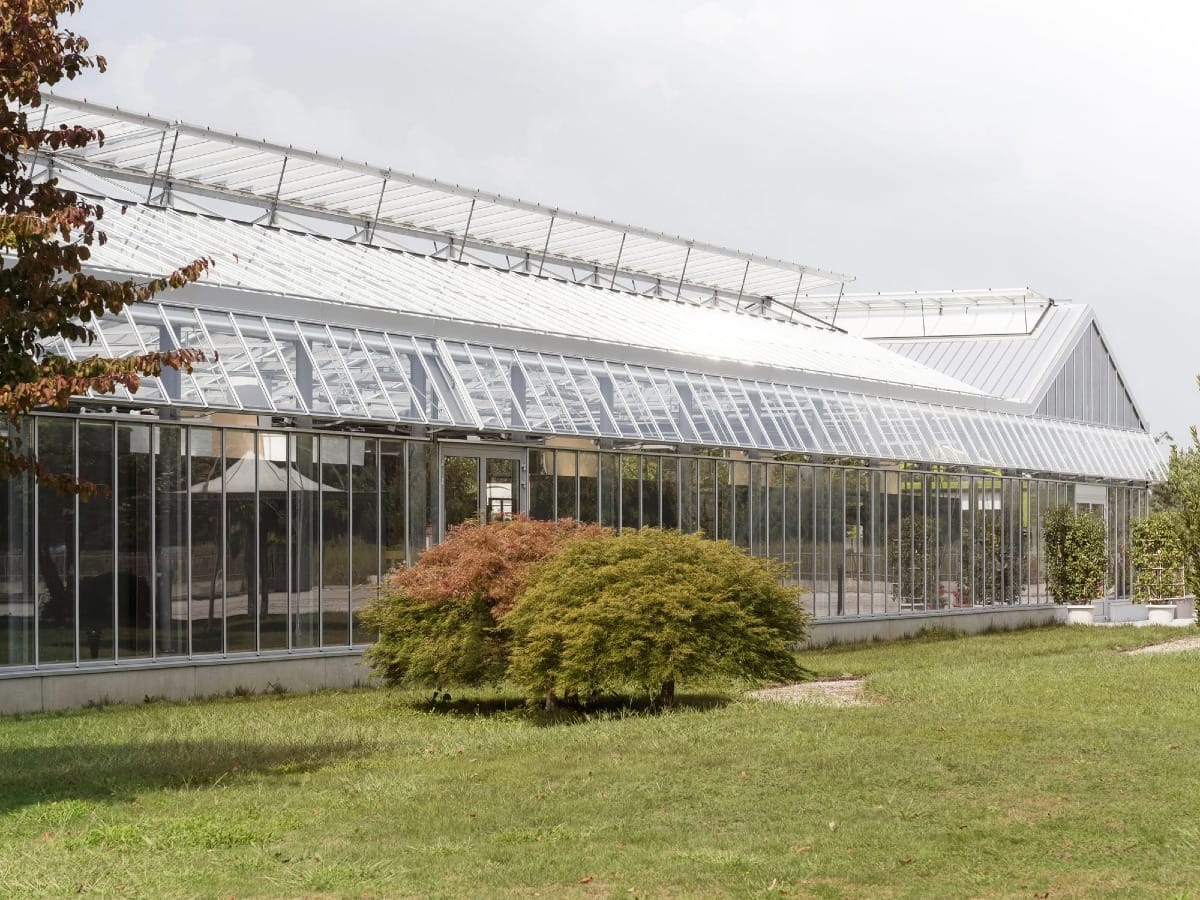 Green Village | Entre serre et monolithe par STUDIO BRESSAN