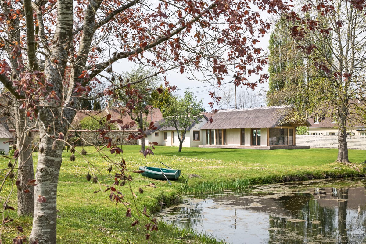 Chaumière | Entre mémoire et mesure par Nicola Spinetto Architectes
