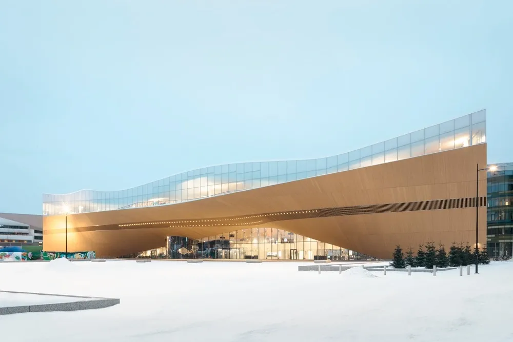 Courbes de bois et transparence urbaine | par ALA Architectes