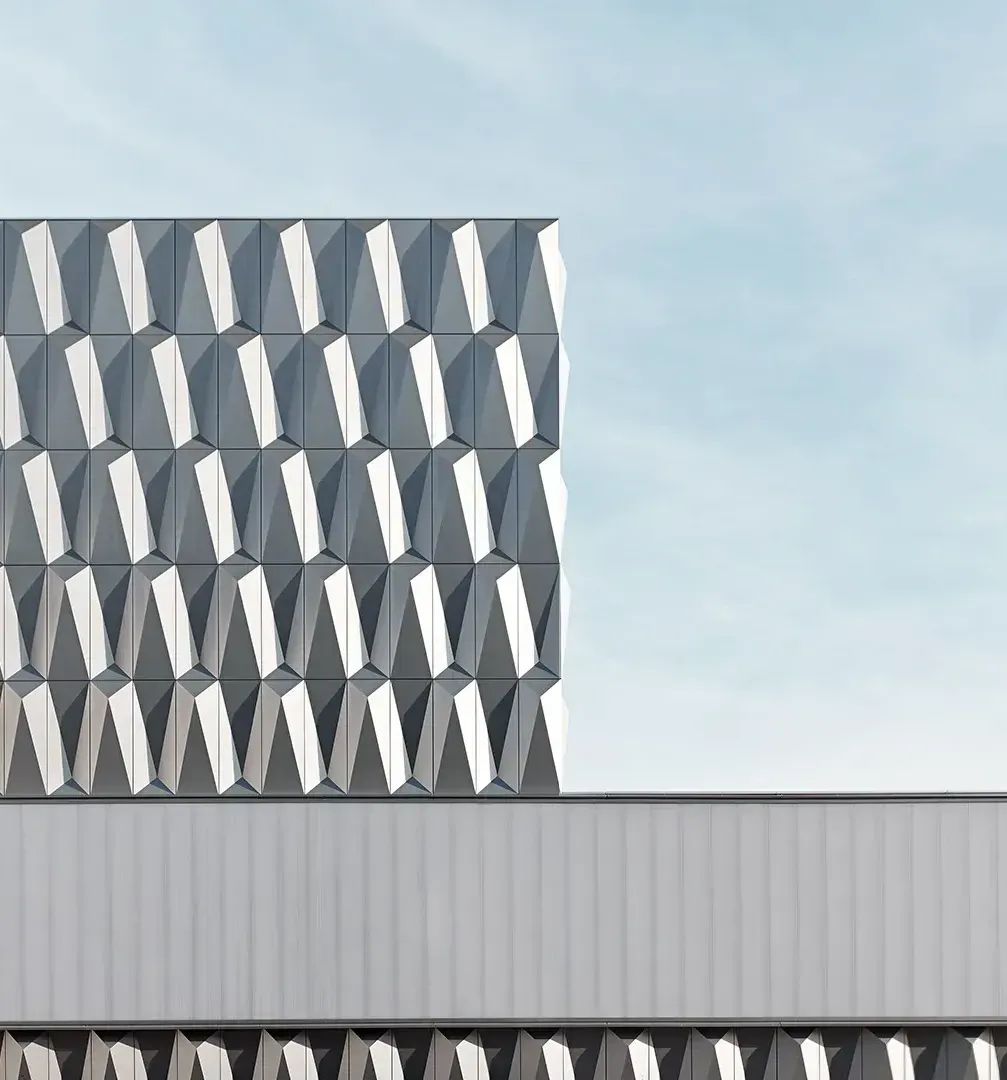 ALUCOBOND PLUS par 3A Composites | Sécurité et Style