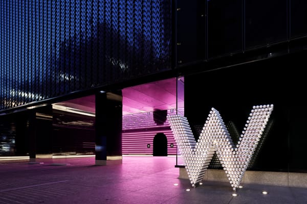 W Osaka par Concrete | Pop et minimalisme japonais